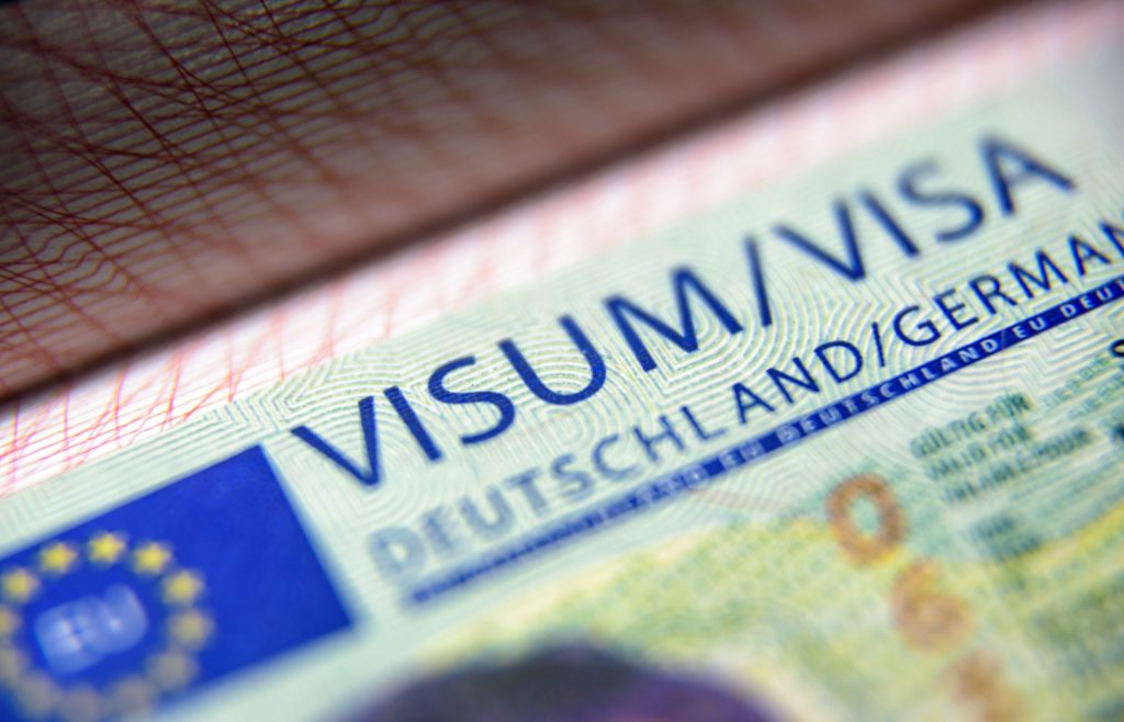 Bí Kíp Xin Visa Schengen 2025 – Checklist Đầy Đủ